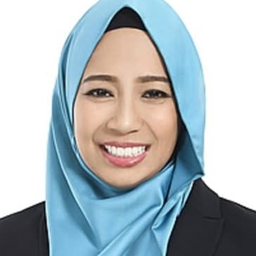 Karmila, Singapore realtor